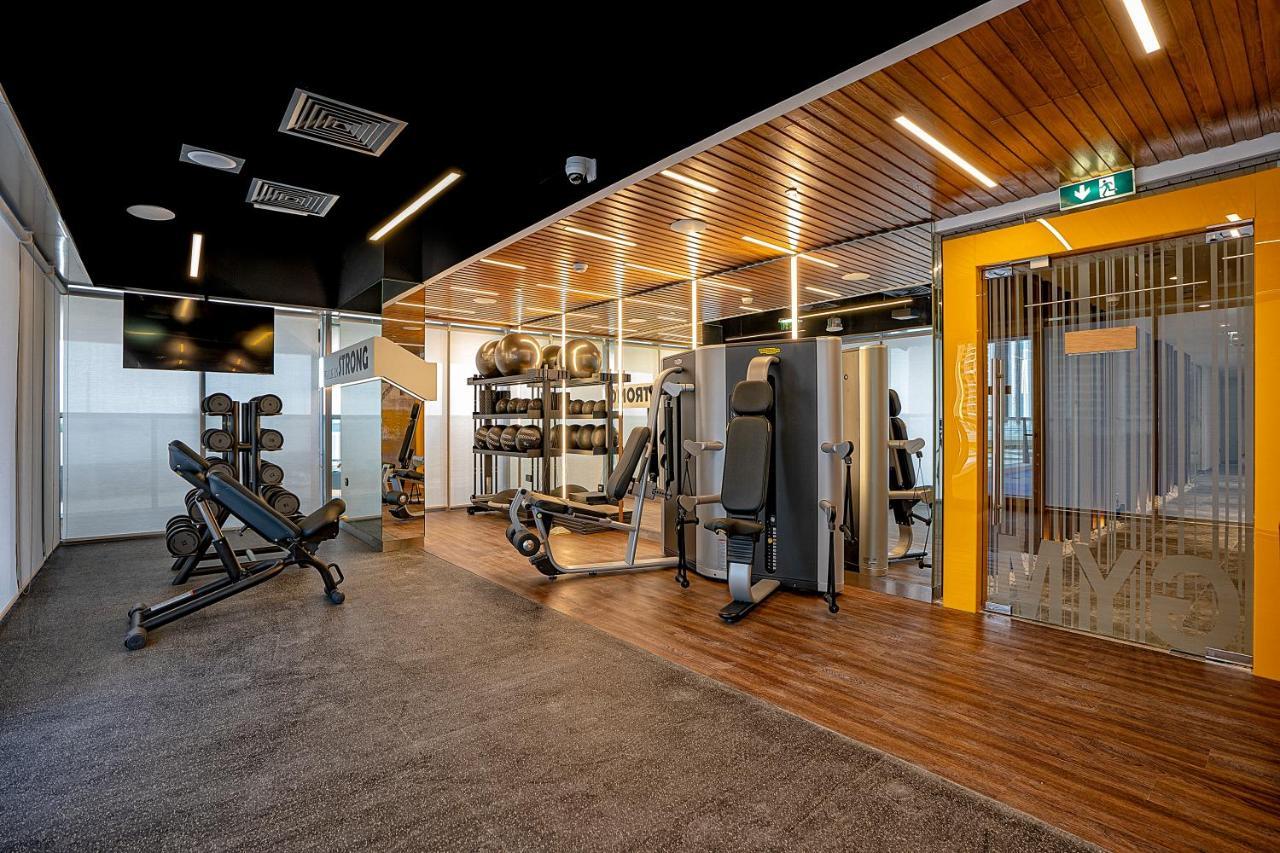 The First Collection Dubai Business Bay Hotel Exterior foto Gym interior design