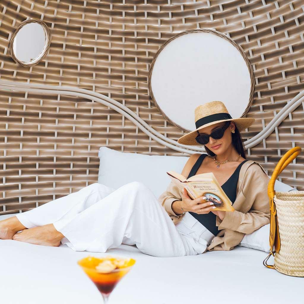 The First Collection Dubai Business Bay Hotel Facilități foto The Italian Riviera