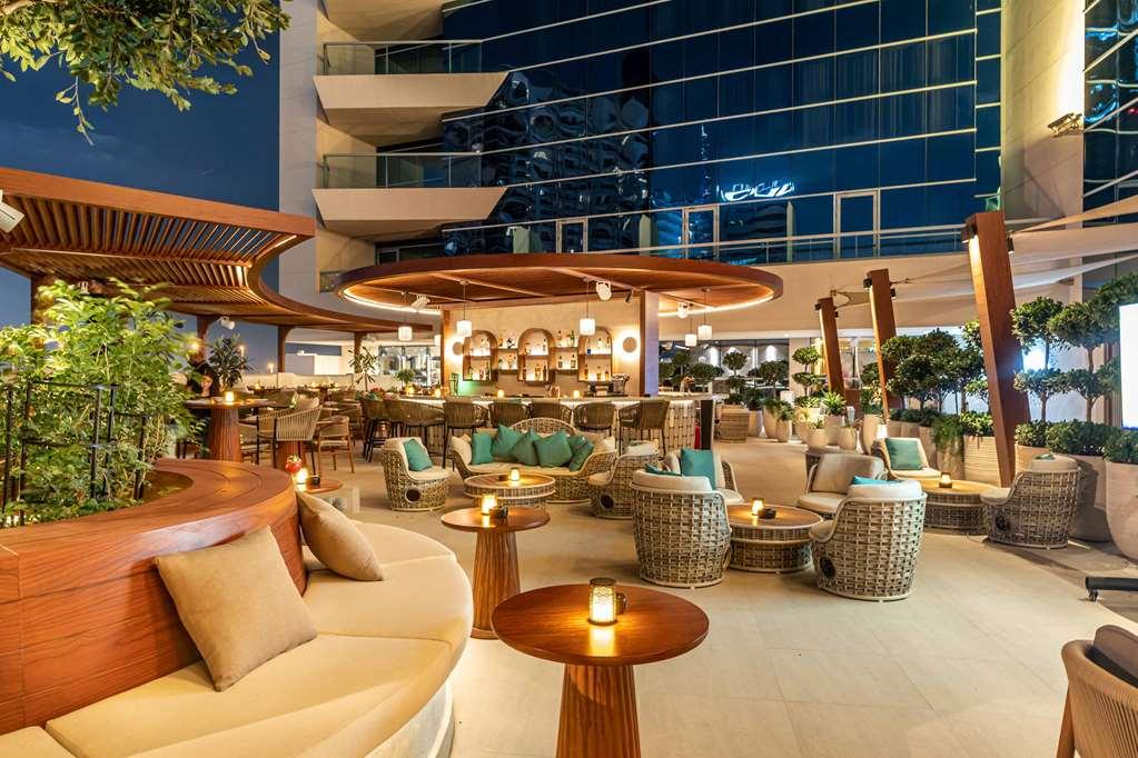 The First Collection Dubai Business Bay Hotel Restaurant foto The Sky Bar at the Marina East